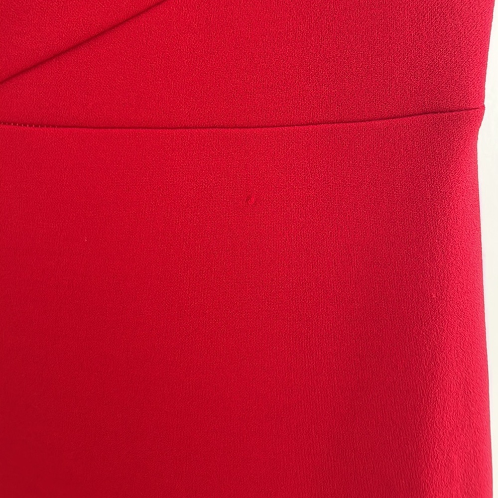 Red Dress - Picture 4 of 5
